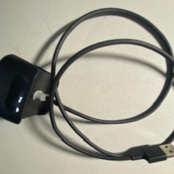 Fitbit Versa 2 Bands (+charger) - Picture 5 of 5